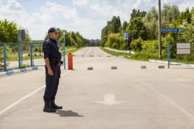 Punctul de trecere a frontierei Lipcani-Rădăuți Prut își reia activitatea